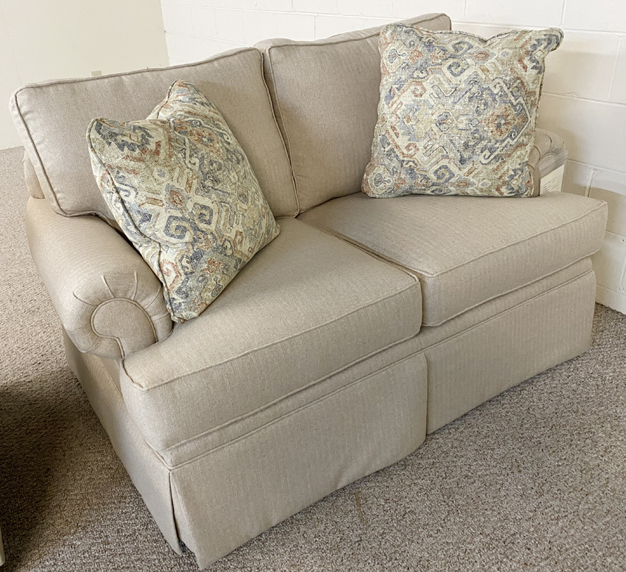 Hickorycraft Loveseat