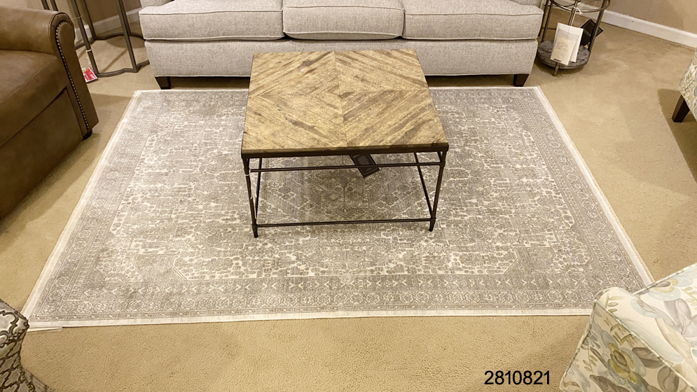 Nourison Rug (5'3" x 7'9")