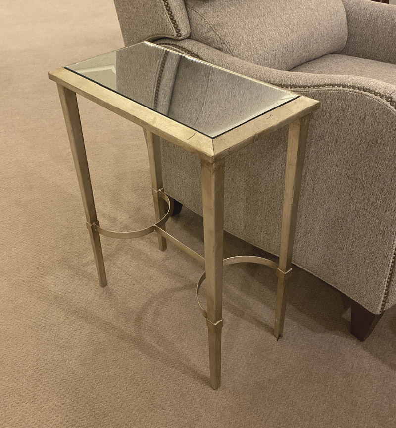 Reual James End Table - Click Image to Close